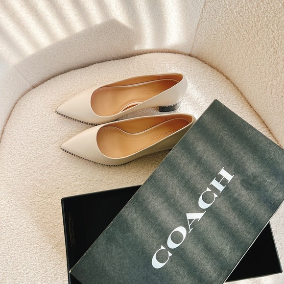 Coach Shoes - Coach cream Heels
